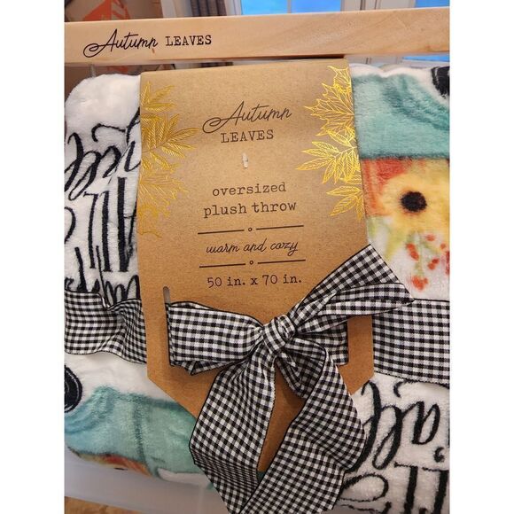 Autumn LEAVES  Oversized plush throw HAPPY FALL Y'ALL  white with teal truck pri - Picture 9 of 11